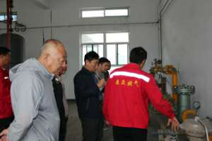 拜泉县相关领导考察太原柳彬笔记本电脑销售有限公司燃气